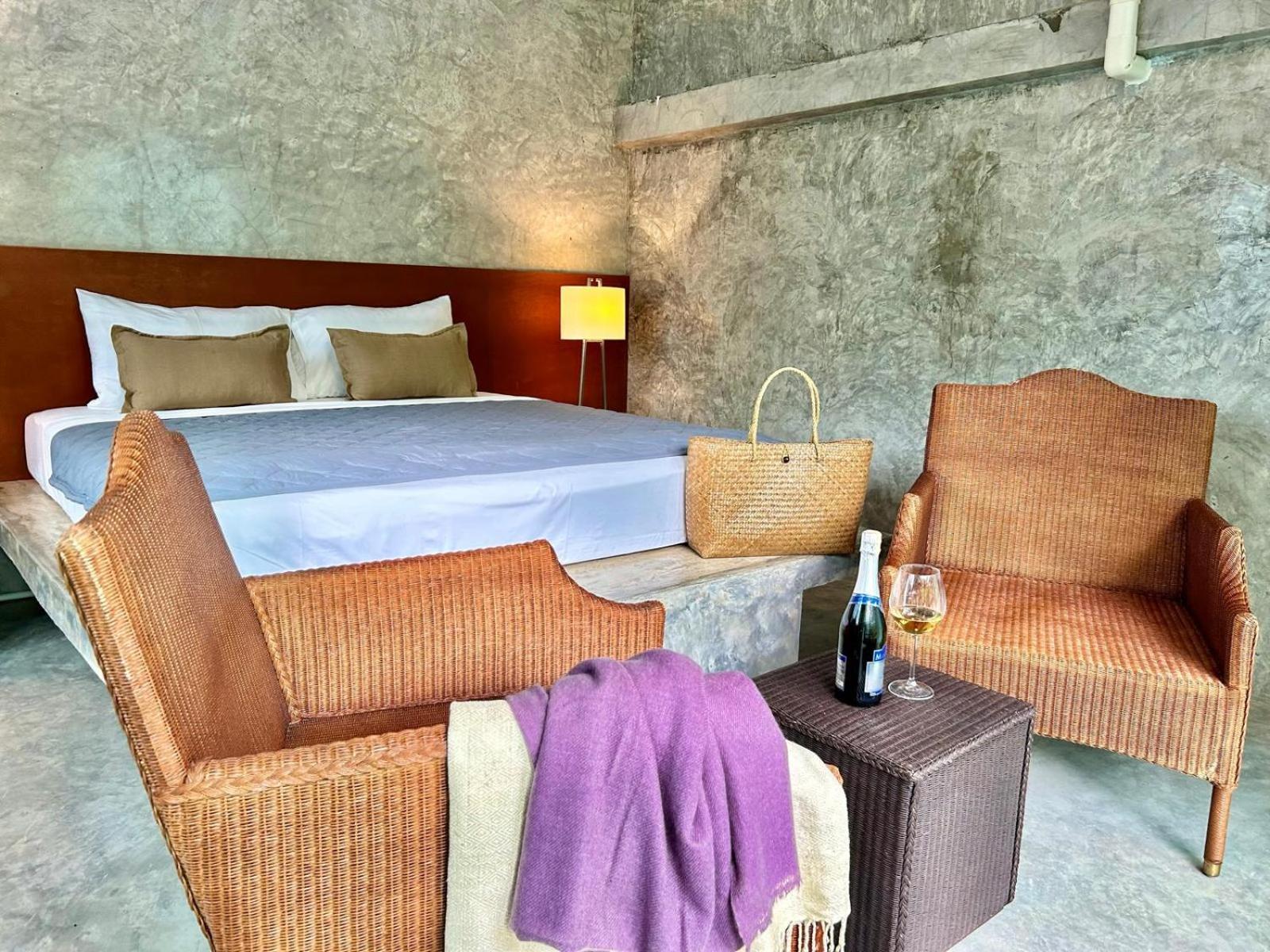 Phuchada Residence Nai Yang Beach Kültér fotó