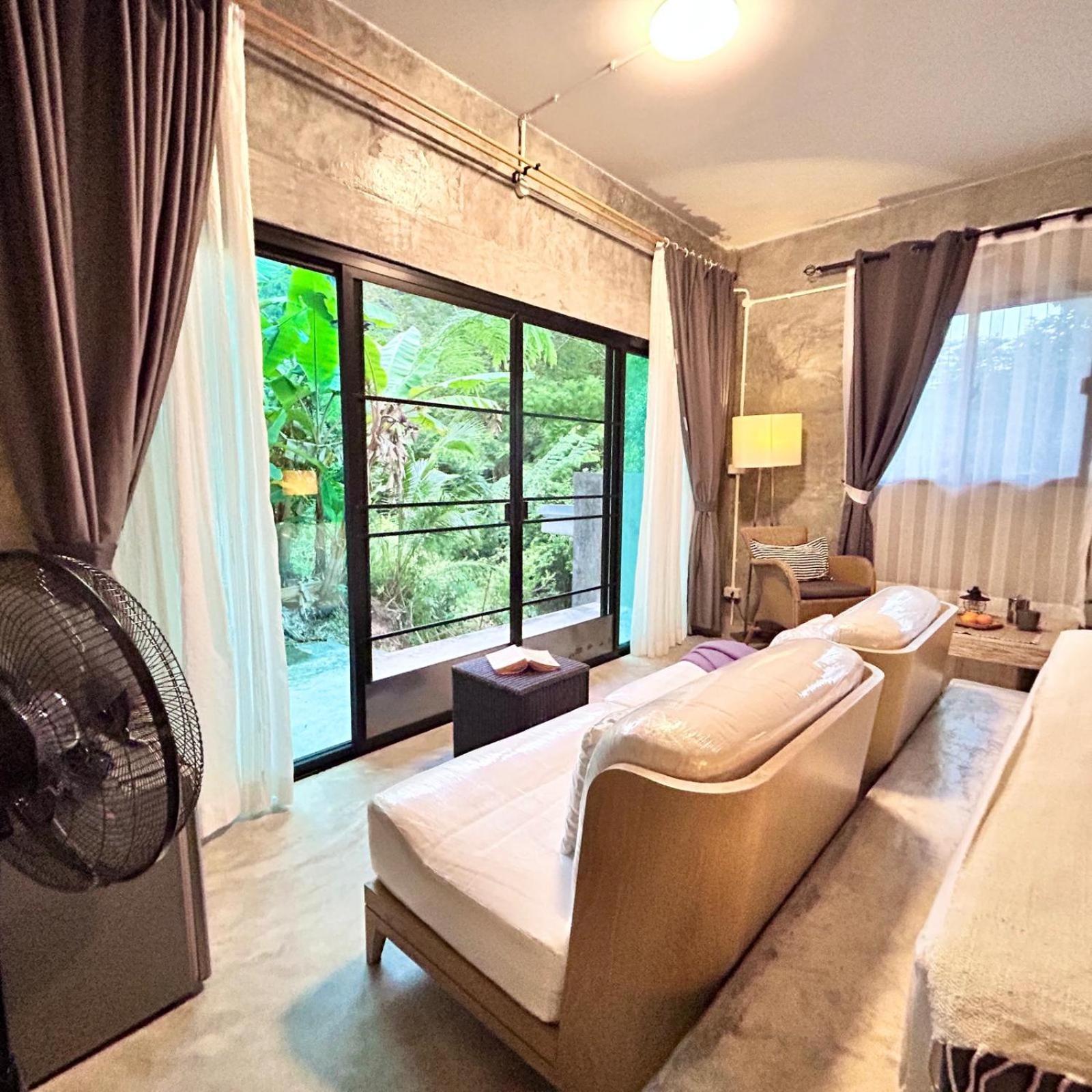 Phuchada Residence Nai Yang Beach Kültér fotó