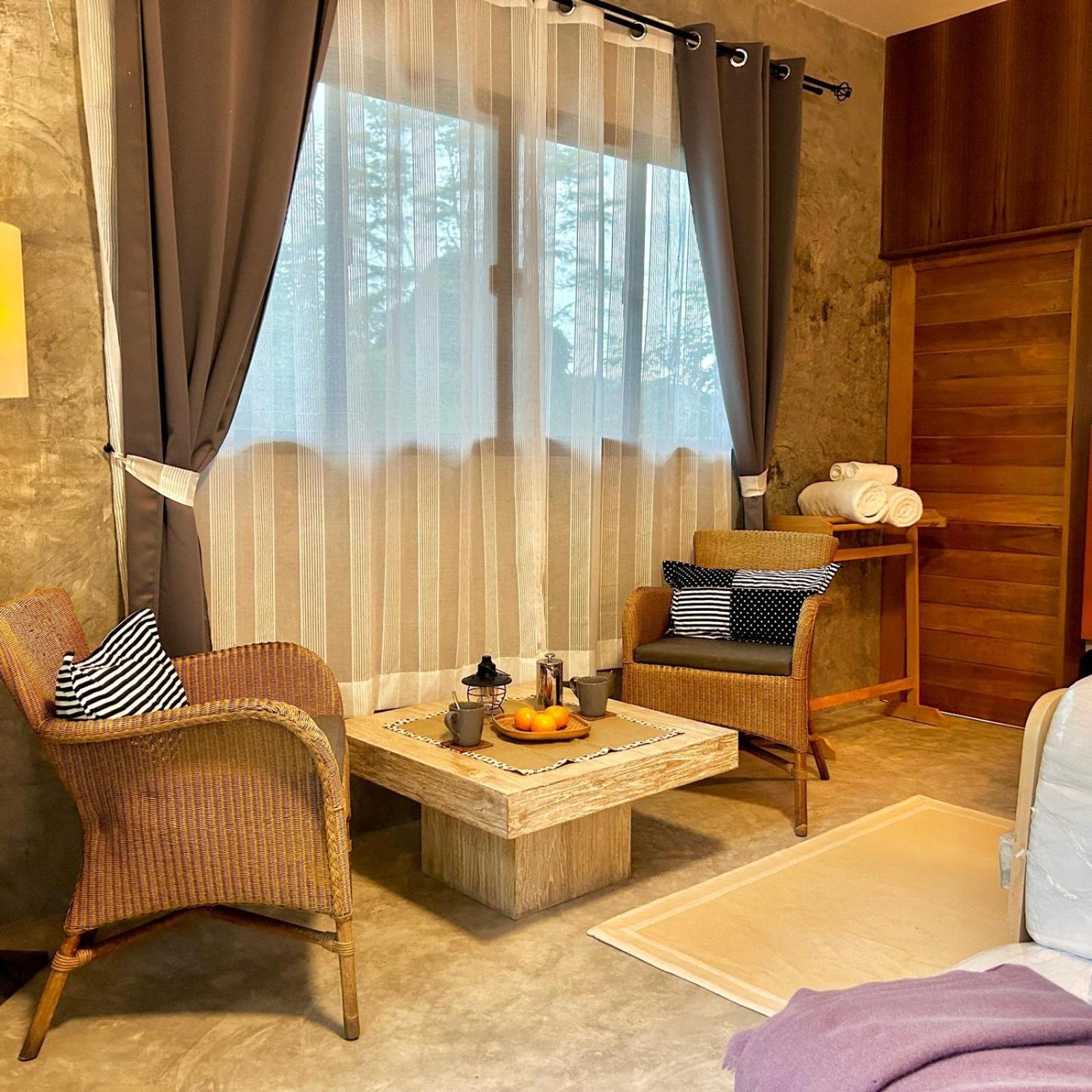 Phuchada Residence Nai Yang Beach Kültér fotó